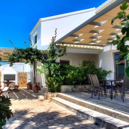 Issos Beach Villa Линя Экстерьер фото