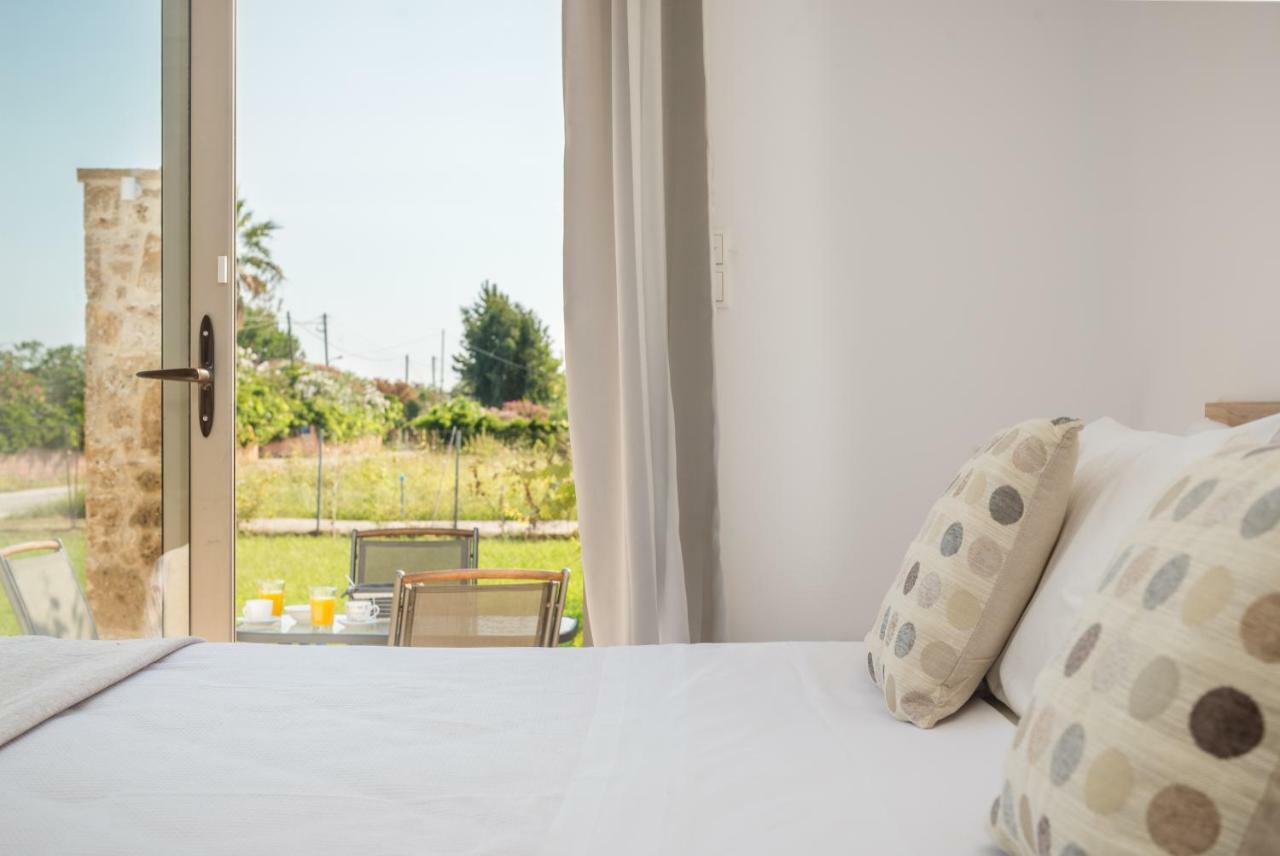 Issos Beach Villa Линя Экстерьер фото